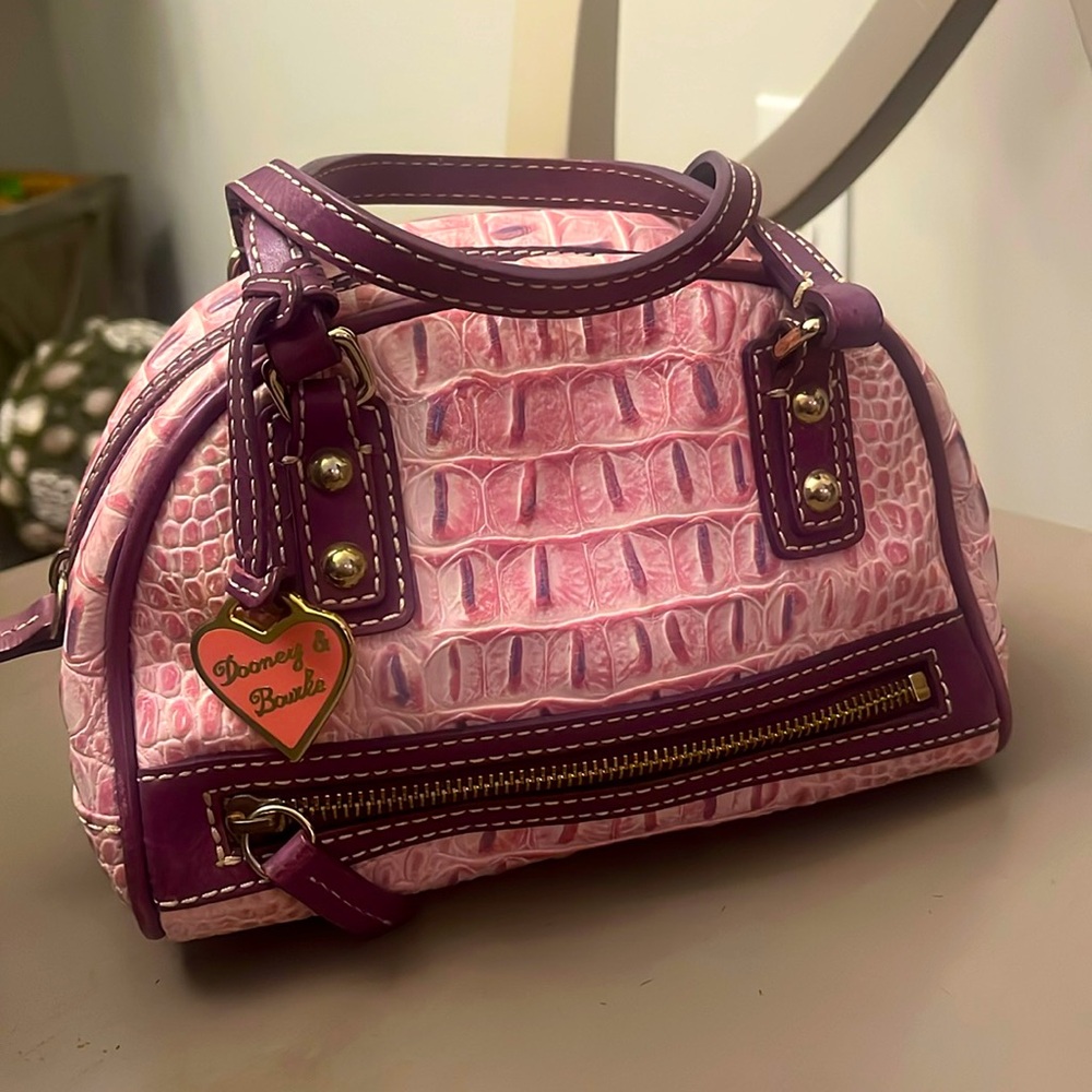 Dooney & bourke small bag